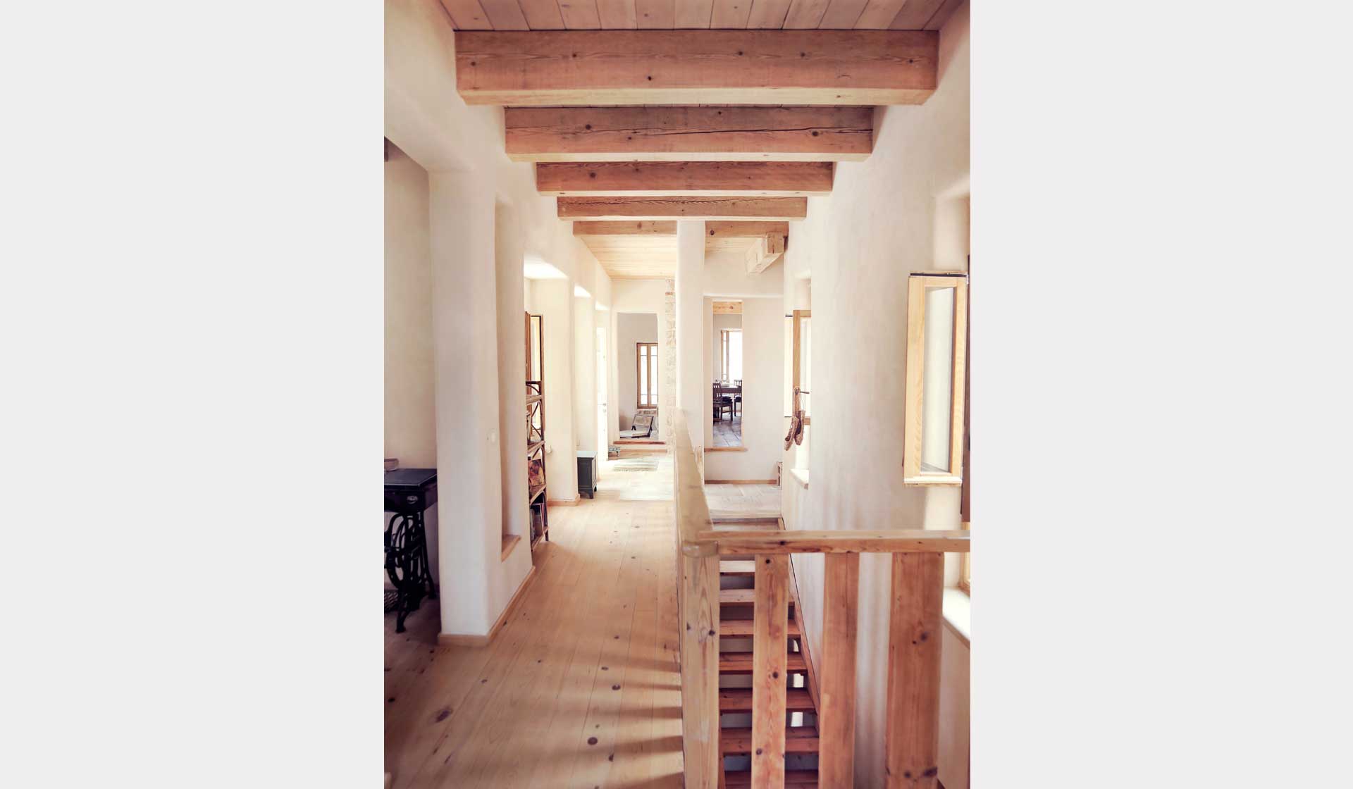 גג קורות חשופות