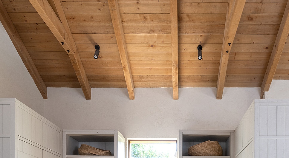 Ringwood timber frame roof DP project house room interior side detail